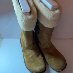 Ugg Karyn boots